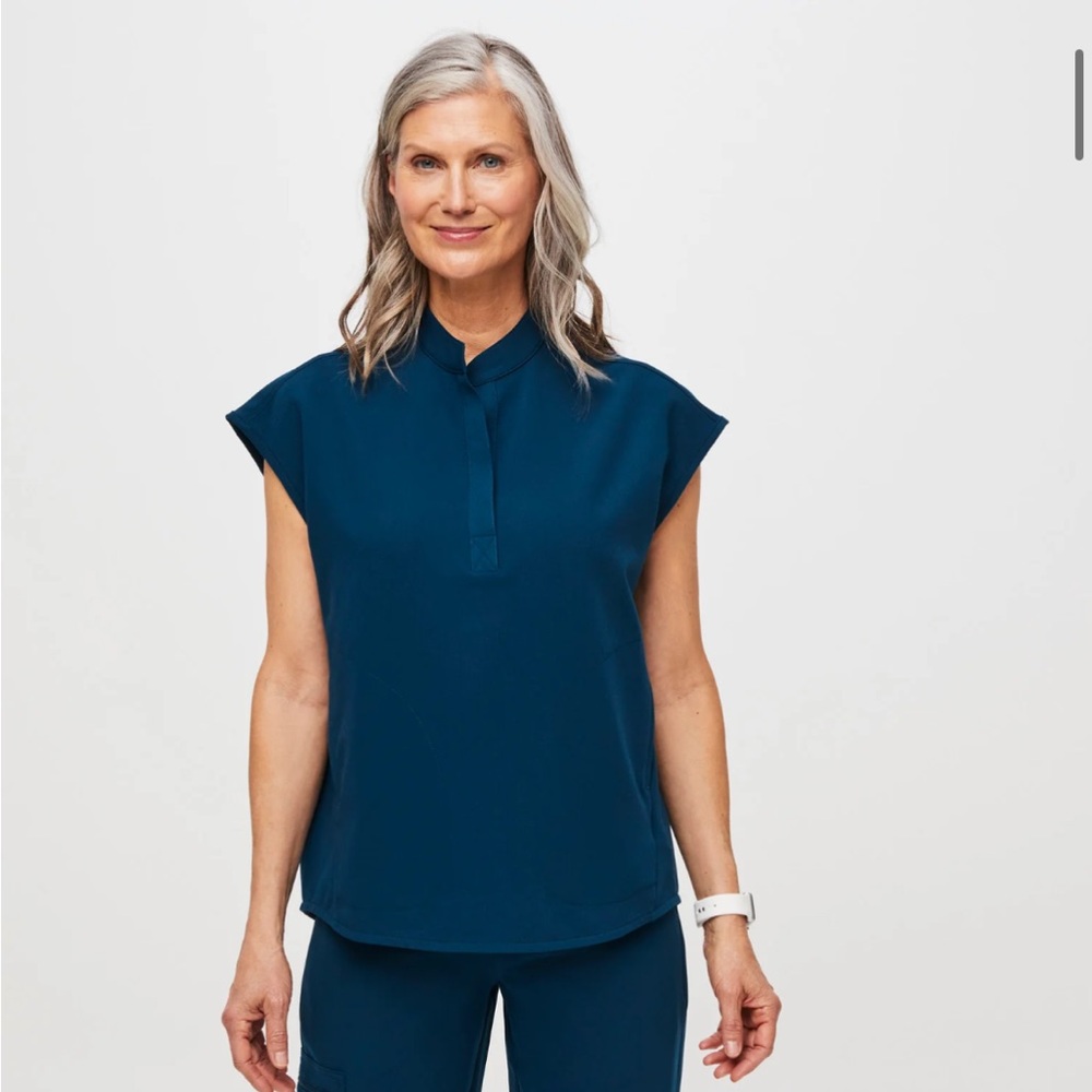 FIGS Deep Reef Rafaela Scrub Top